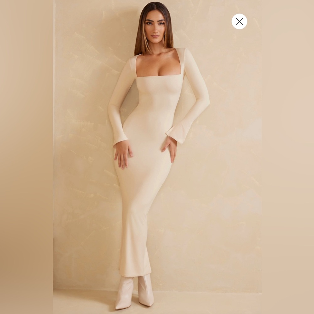 NWT Oh Polly long sleeve ivory fitted maxi dress size: US 4
